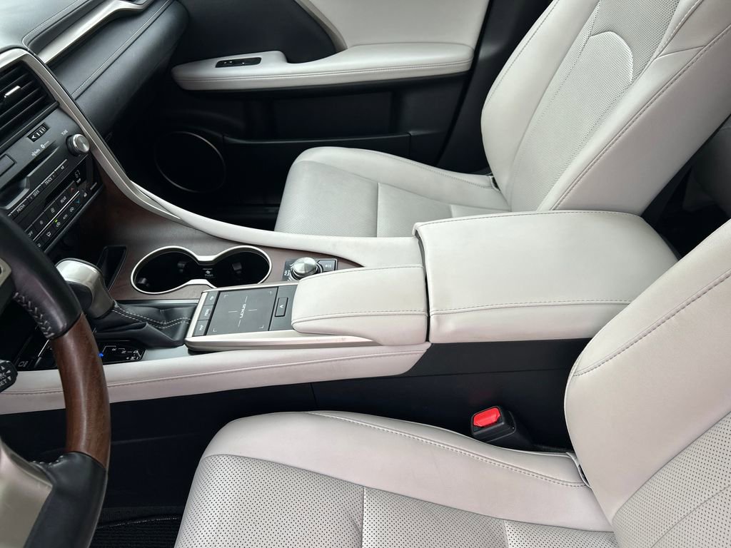 Used 2020 Lexus RX 350L FWD w/ Premium Package image 31