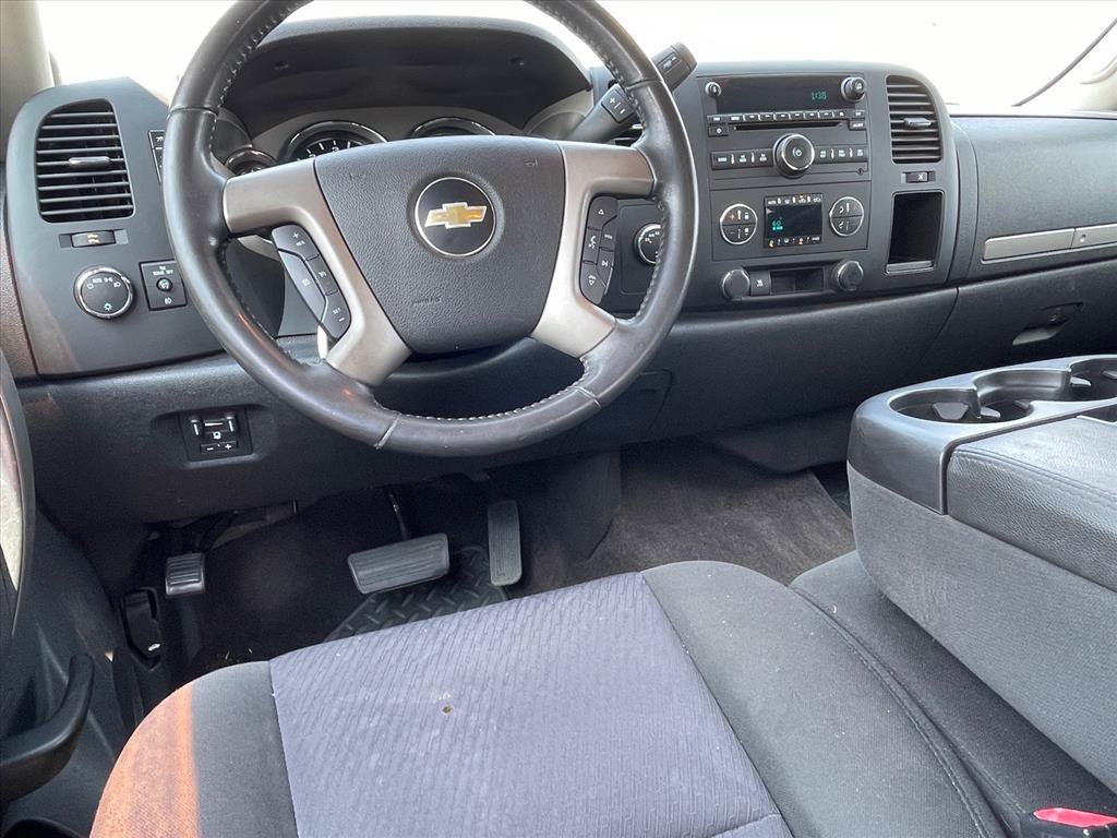 Used 2011 Chevrolet Silverado 1500 LT w/ All-Star Edition AWD/4WD image 9