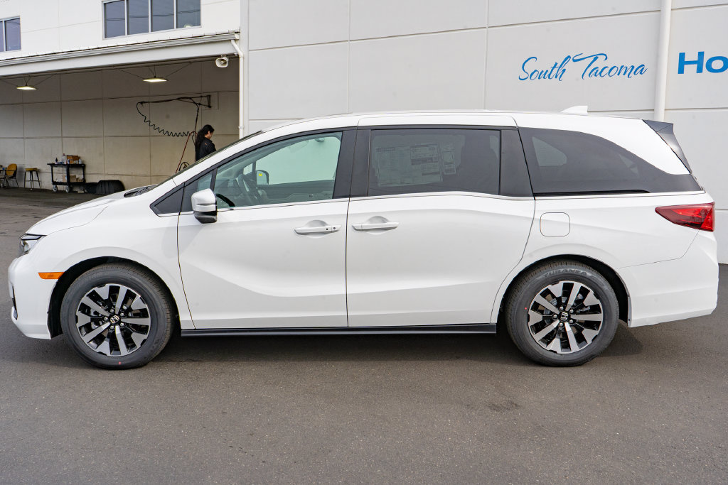 New 2026 Honda Odyssey EX-L image 9