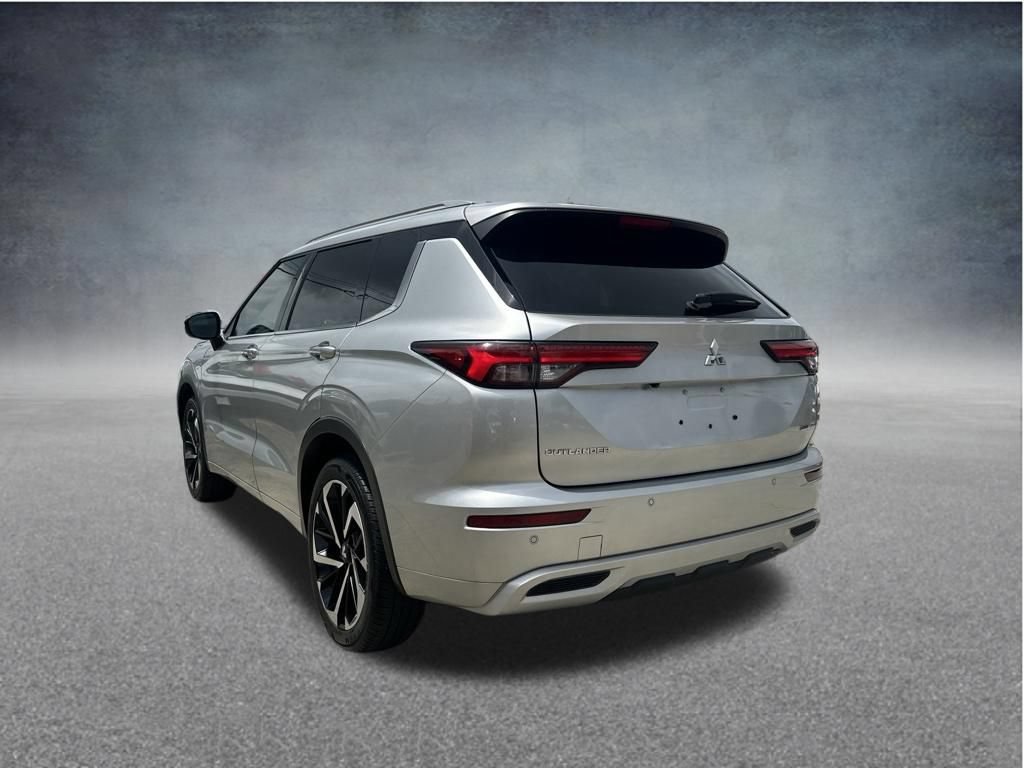 Used 2024 Mitsubishi Outlander SEL FWD image 8