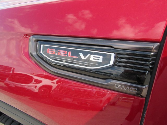 Certified 2022 GMC Sierra 1500 AT4X image 9