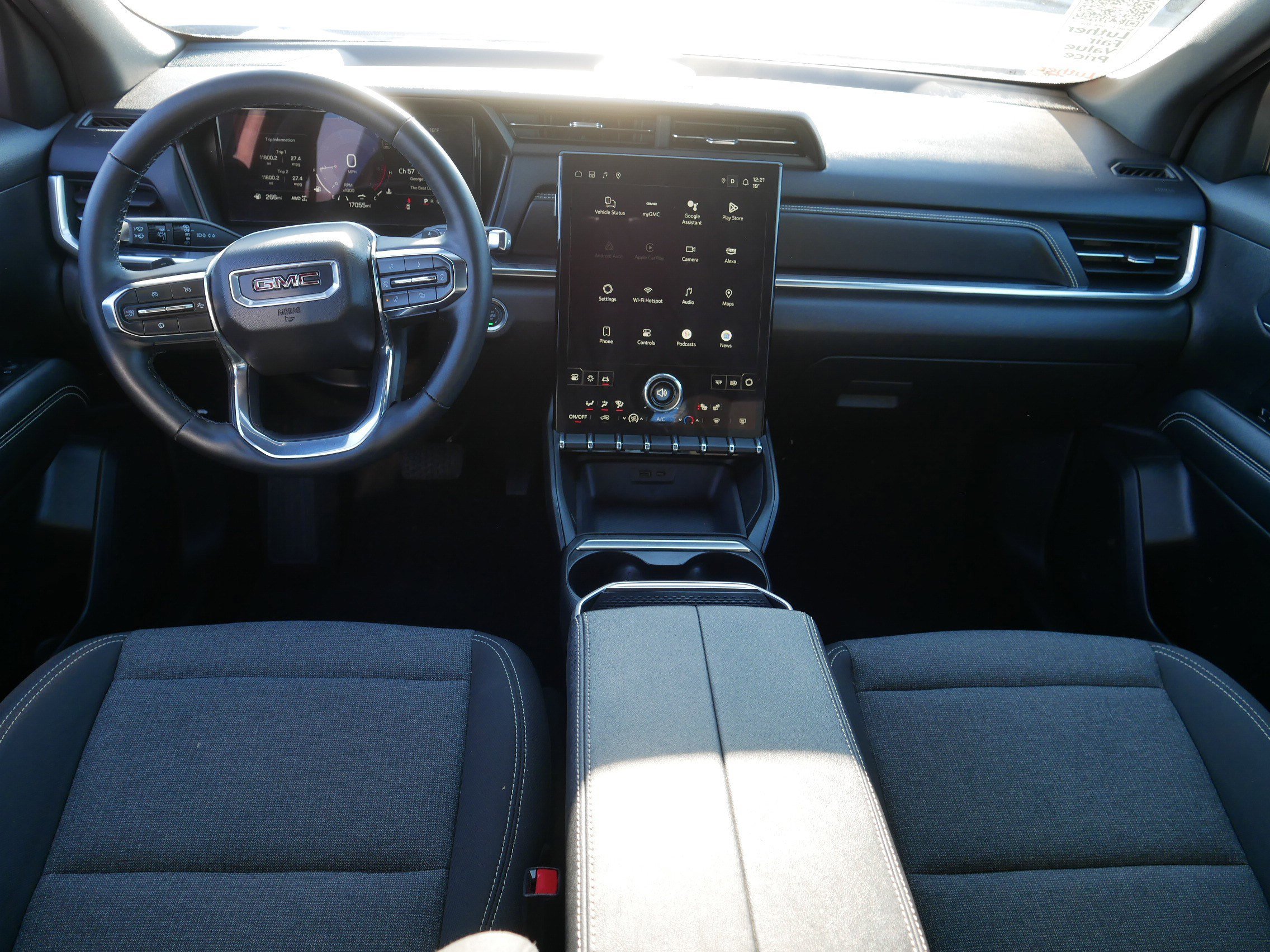 Used 2025 GMC Terrain Elevation image 10