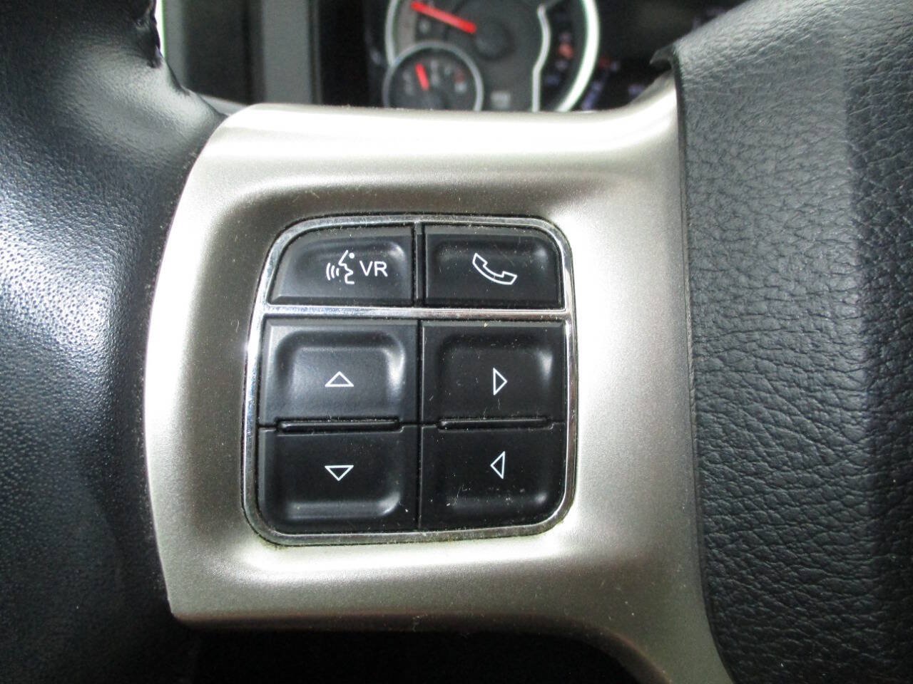 Used 2014 RAM 2500 Laramie AWD/4WD image 19