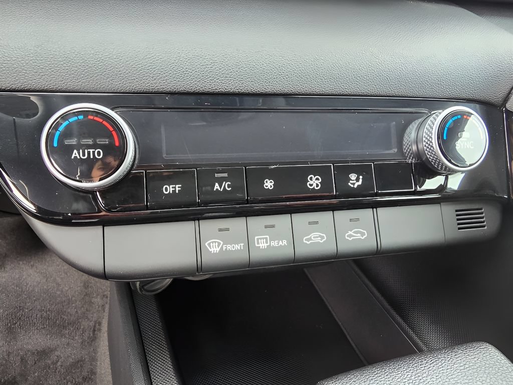 New 2026 Hyundai Elantra Hybrid FWD image 21