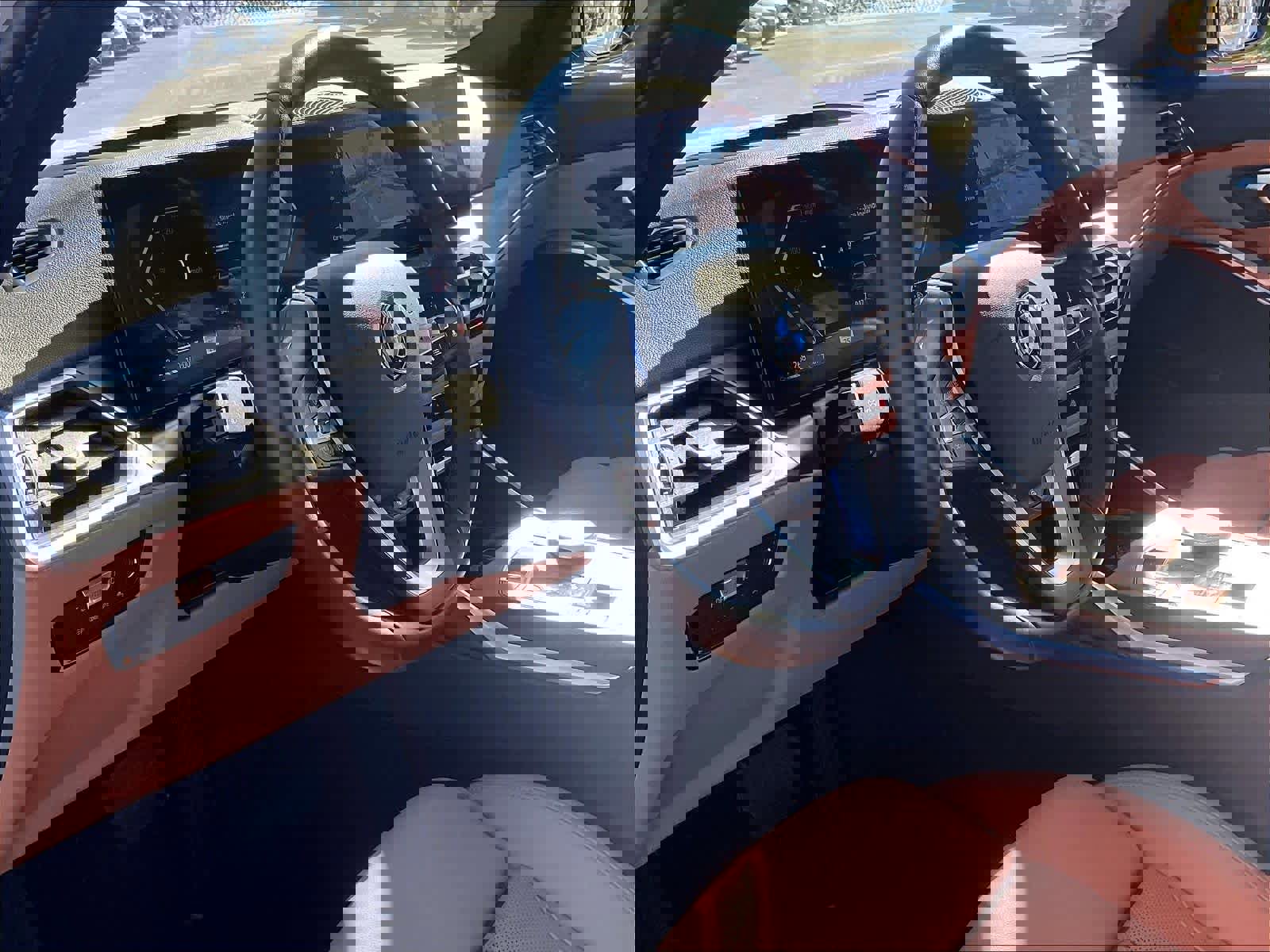 Used 2024 BMW 330i xDrive 330i xDrive w/ Premium Package image 17