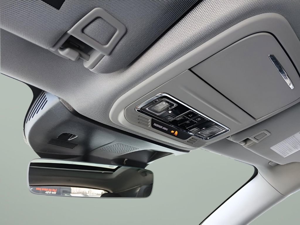 Used 2022 Lincoln Corsair Reserve w/ Elements Package AWD/4WD image 23