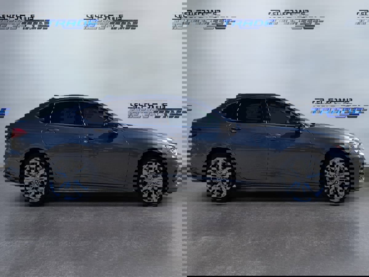 Used 2023 Acura TLX w/ Technology Package image 4