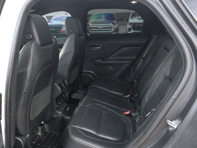 Used 2017 Jaguar F-PACE S image 28