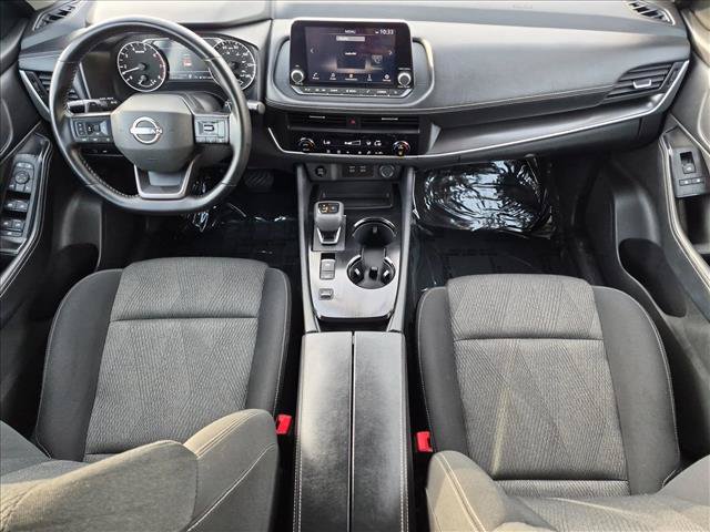 Used 2025 Nissan Rogue SV FWD image 17