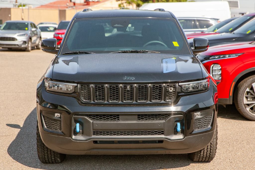Used 2023 Jeep Grand Cherokee Trailhawk w/ Advanced Protech Group II AWD/4WD image 3