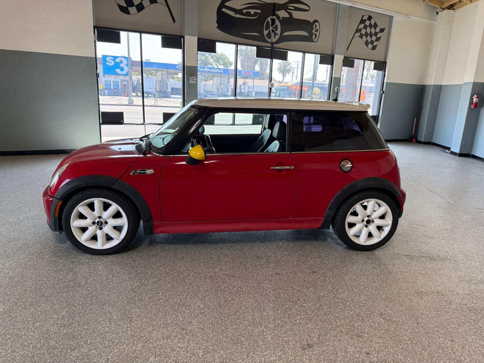 Used 2003 MINI Cooper S FWD image 4