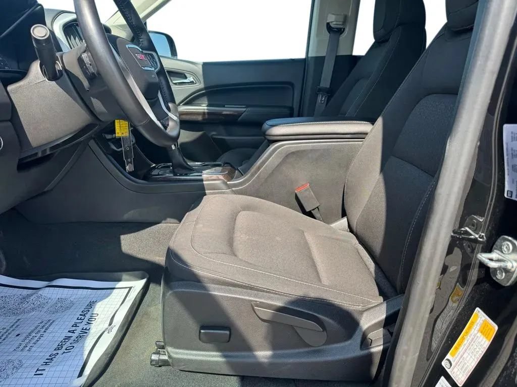 Used 2022 GMC Canyon Elevation w/ Trailering Package AWD/4WD image 9