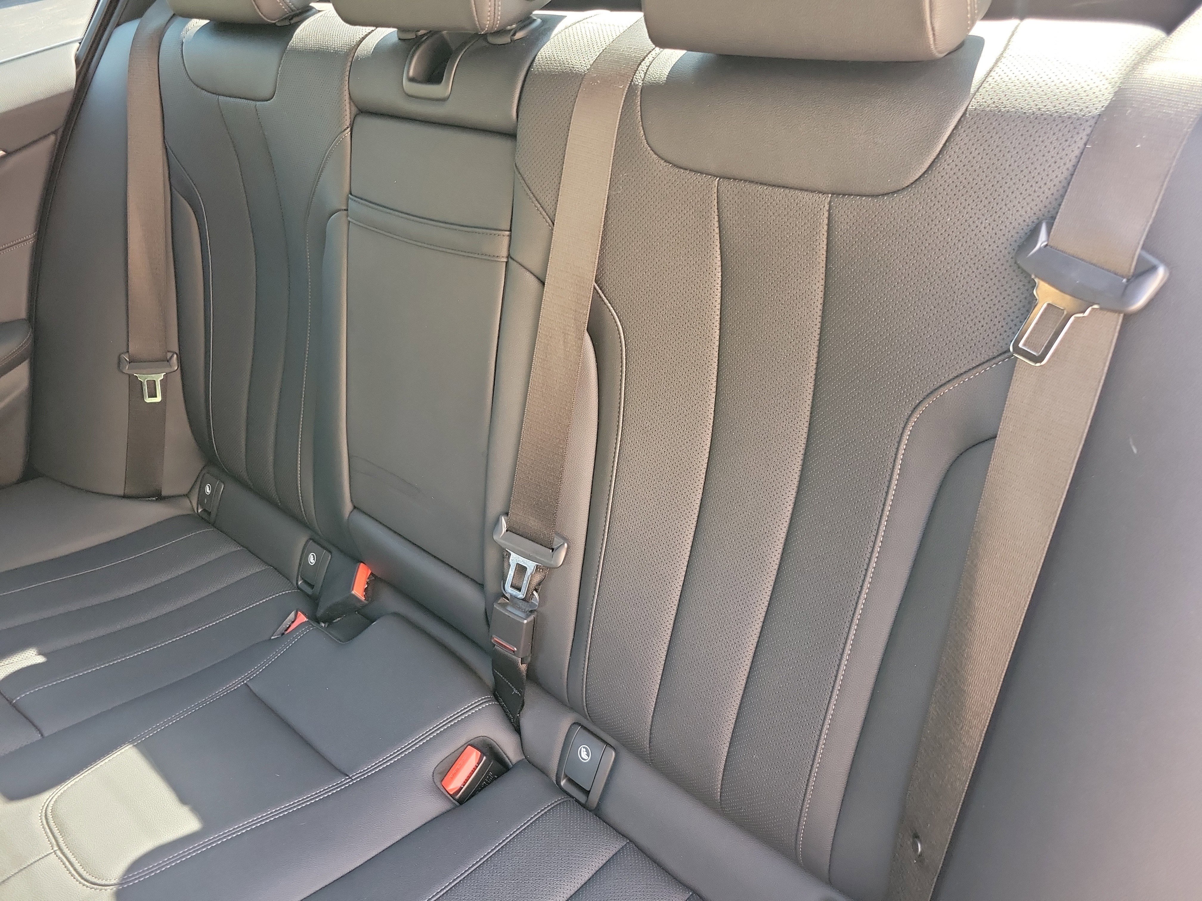 Used 2021 BMW 540i image 9