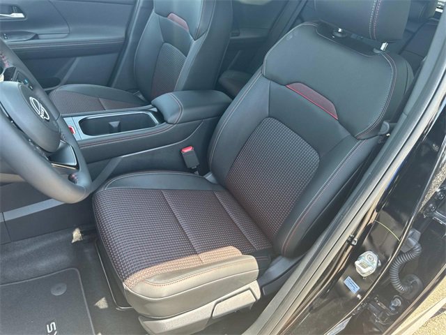 New 2025 Nissan Kicks SR image 19