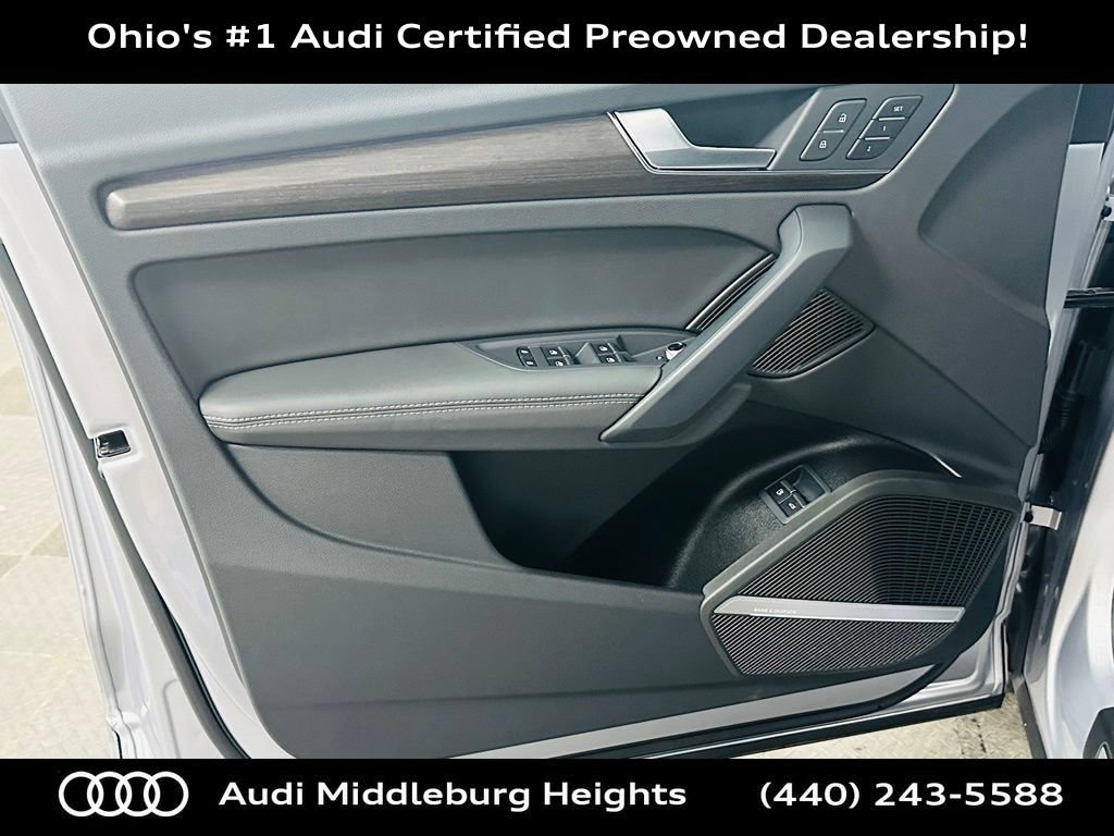 Certified 2025 Audi Q5 e Premium Plus w/ Premium Plus Package AWD/4WD image 30