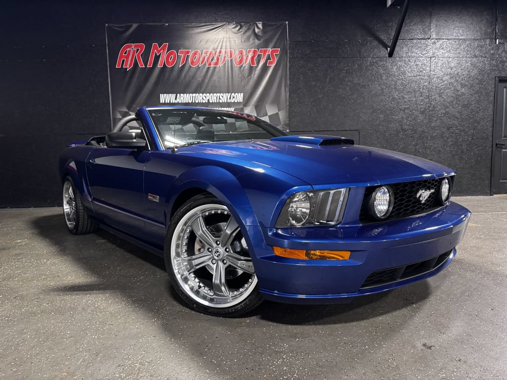 Used 2007 Ford Mustang GT RWD image 7