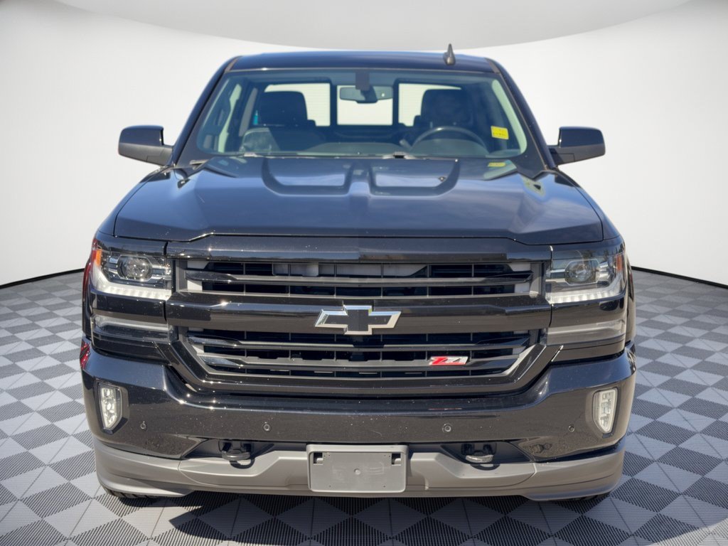 Used 2017 Chevrolet Silverado 1500 LTZ Z71 w/ LTZ Plus Package AWD/4WD image 6