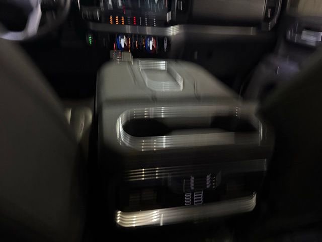 Used 2022 GMC Sierra 1500 SLT w/ SLT Premium Plus Package AWD/4WD image 26