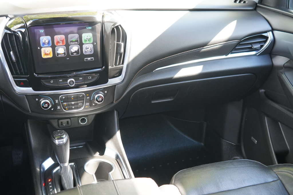Used 2018 Chevrolet Traverse Premier w/ Redline Edition FWD image 25