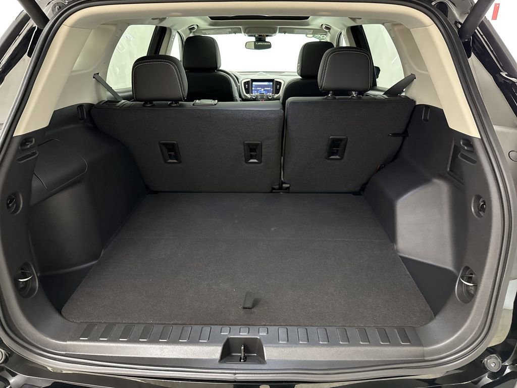 Certified 2023 GMC Terrain Denali w/ Black Diamond Edition image 19