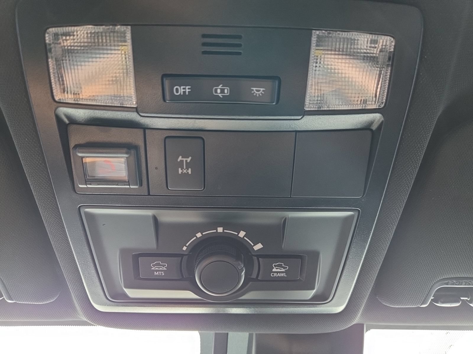 Used 2021 Toyota Tacoma TRD Off-Road w/ Technology Package AWD/4WD image 27