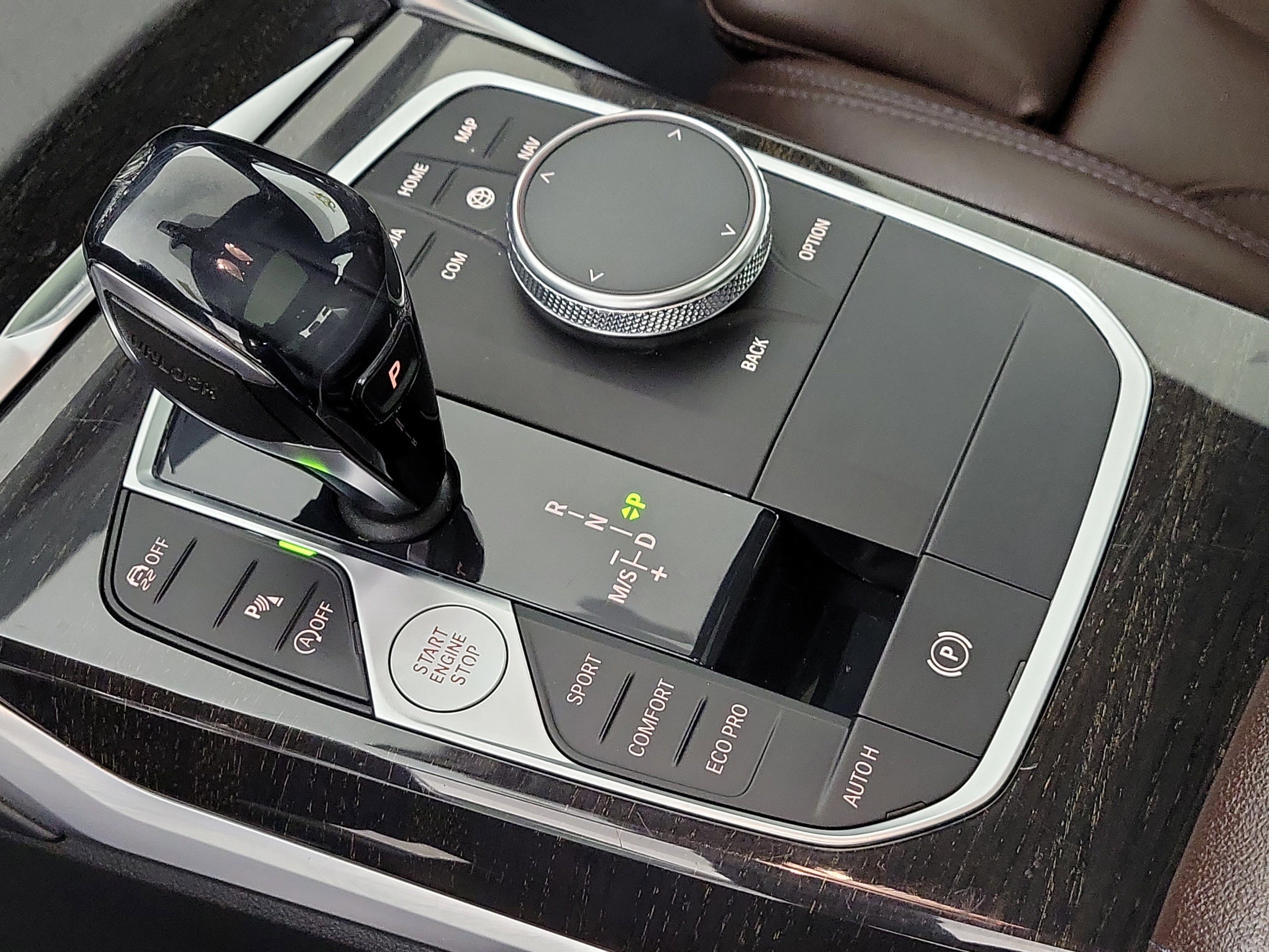 Used 2020 BMW 330i xDrive Sedan w/ Premium Package image 22