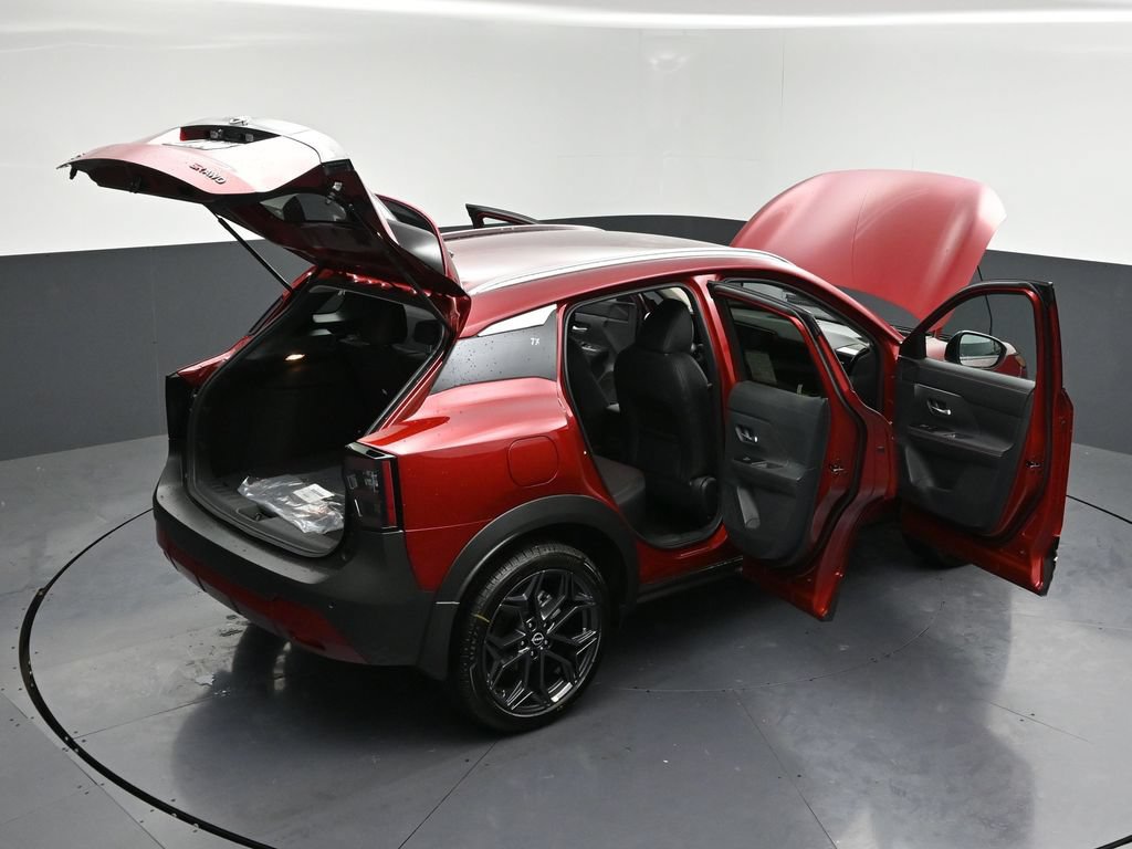 New 2026 Nissan Kicks SR AWD/4WD image 31