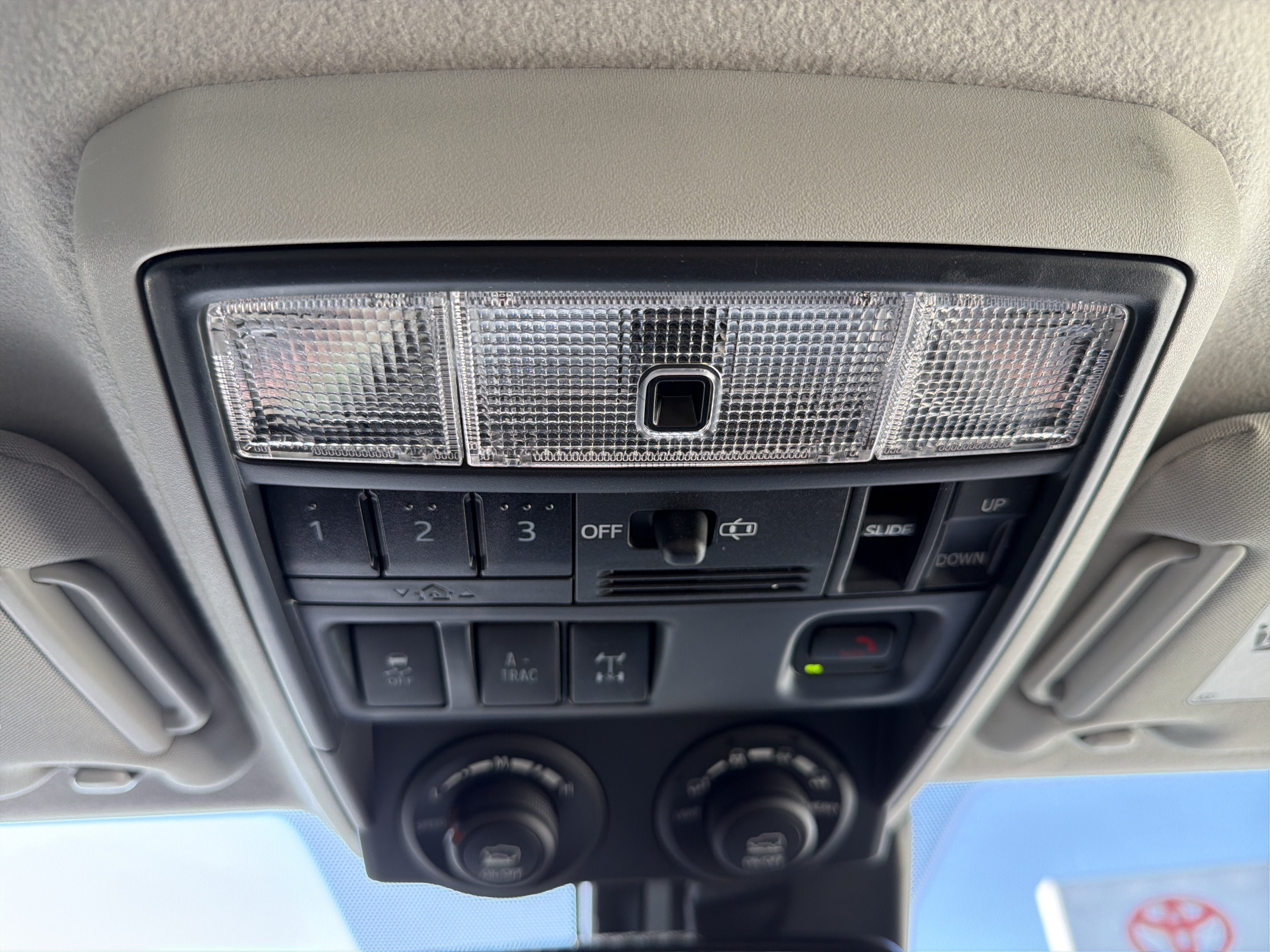 Used 2024 Toyota 4Runner TRD Off-Road Premium w/ Off Road Premium Plus Package AWD/4WD image 22