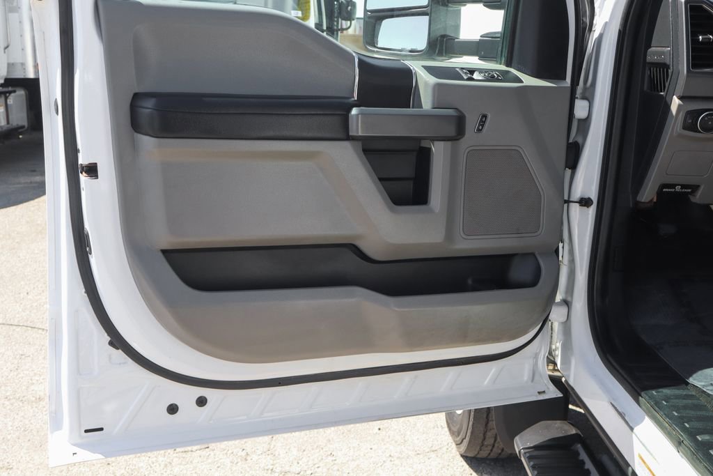 Used 2021 Ford F550 XLT image 18