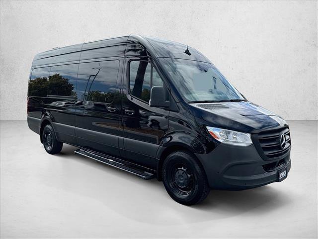 Used 2023 Mercedes-Benz Sprinter 2500 image 3