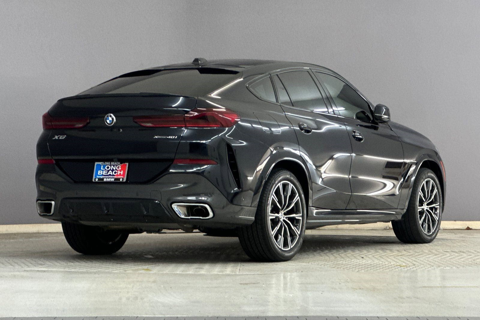 Certified 2024 BMW X6 xDrive40i w/ Premium Package image 8
