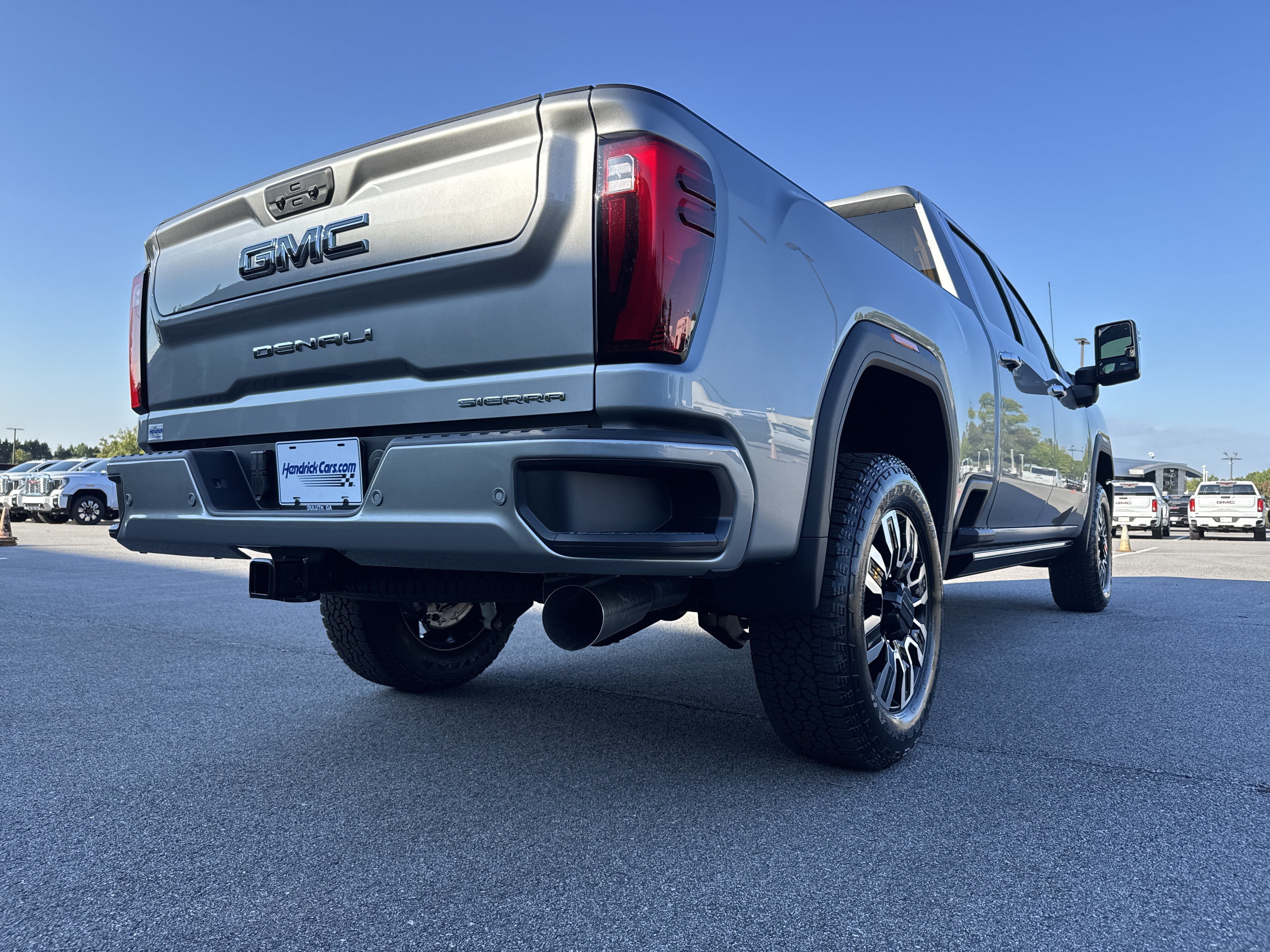 New 2026 GMC Sierra 2500 Denali Ultimate AWD/4WD image 16