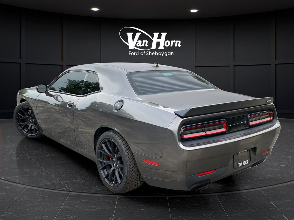 Used 2016 Dodge Challenger SRT Hellcat RWD image 5