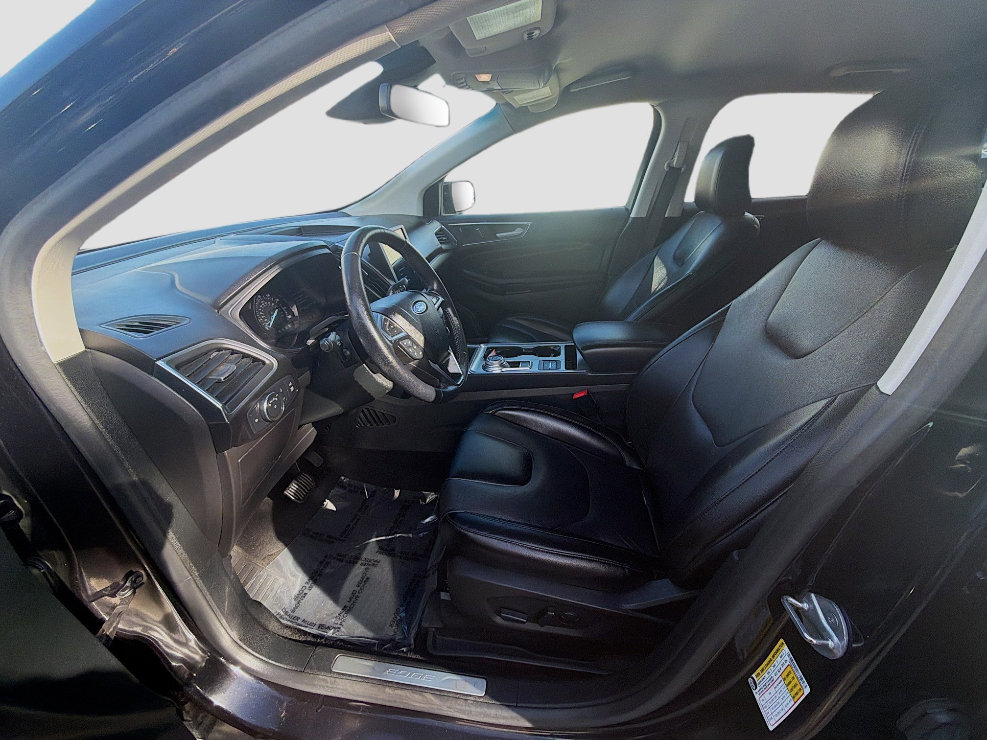 Used 2022 Ford Edge Titanium image 16