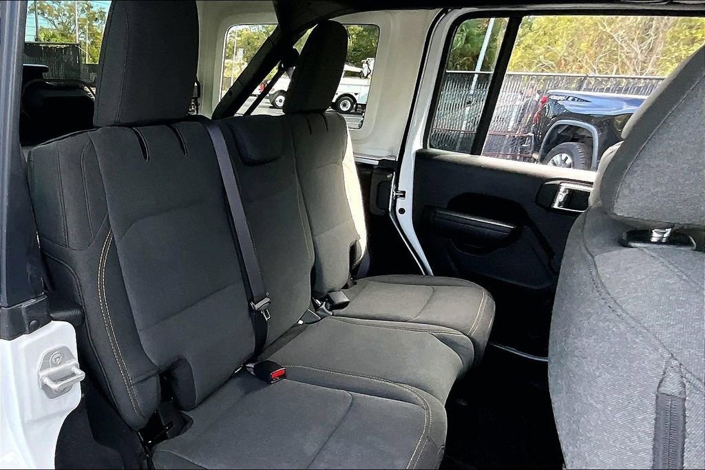 Used 2024 Jeep Wrangler Sport S image 23