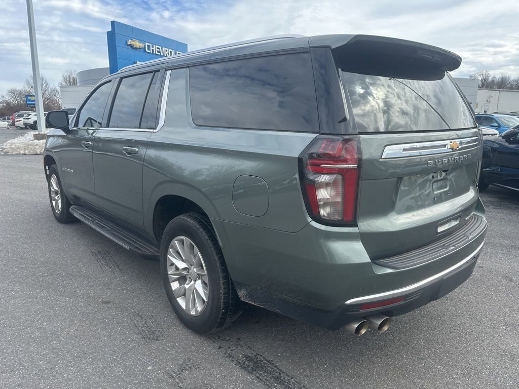Used 2023 Chevrolet Suburban Premier image 7