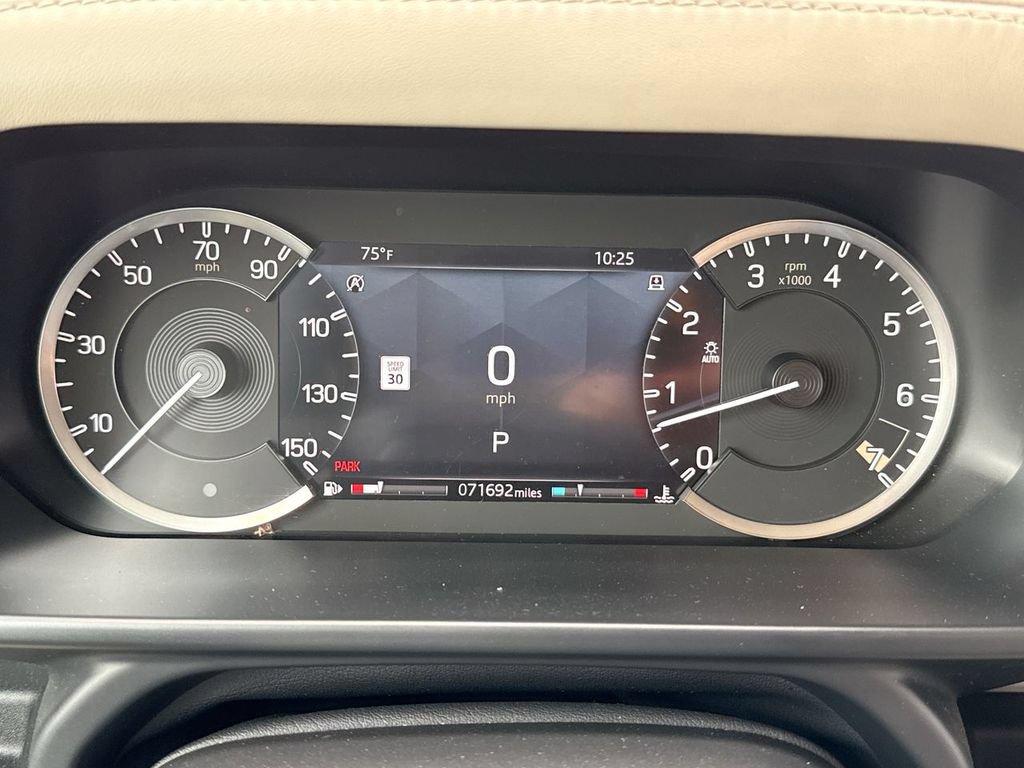 Used 2020 Land Rover Defender 110 AWD/4WD image 15