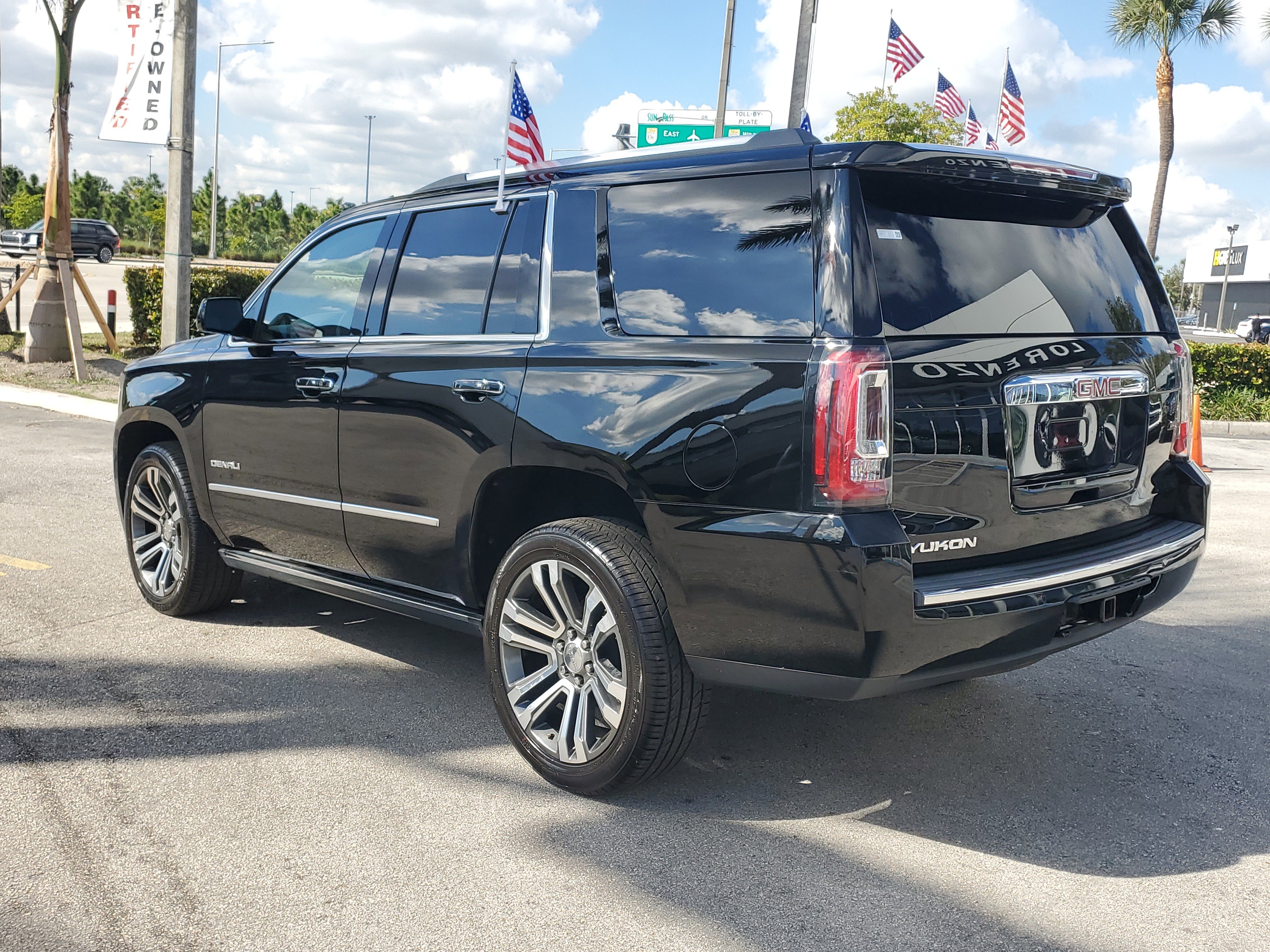 Used 2020 GMC Yukon Denali w/ Denali Ultimate Package image 7