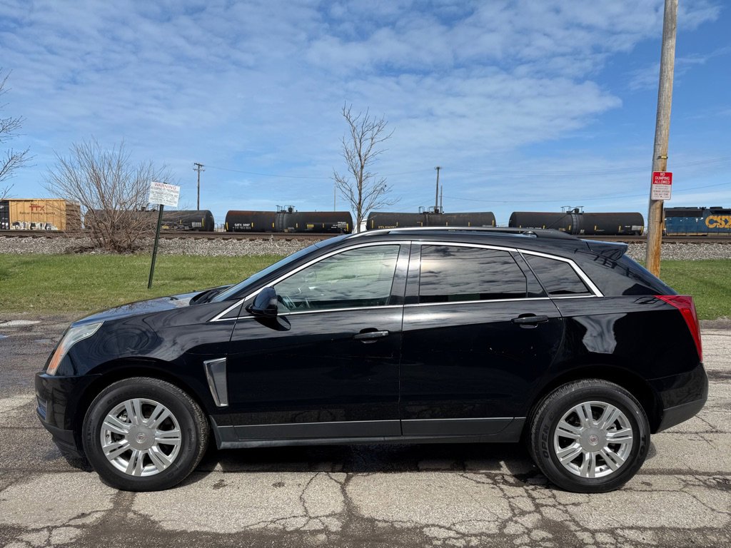 Used 2015 Cadillac SRX FWD image 6