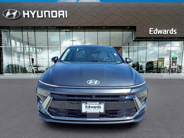 New 2025 Hyundai Sonata Limited image 11