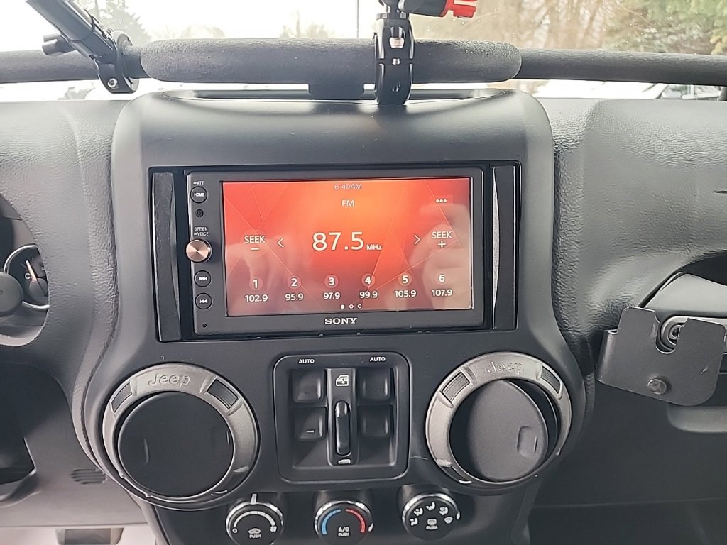 Used 2015 Jeep Wrangler Unlimited Sport w/ Quick Order Package 24S image 21