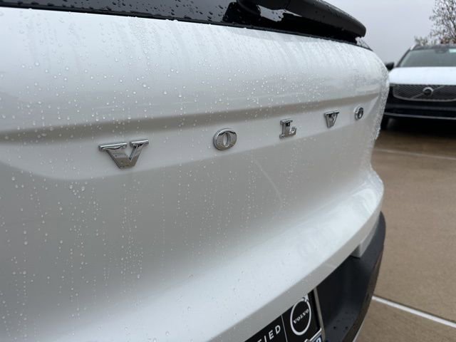 Certified 2024 Volvo XC40 B5 Plus w/ Protection Package Premier image 37