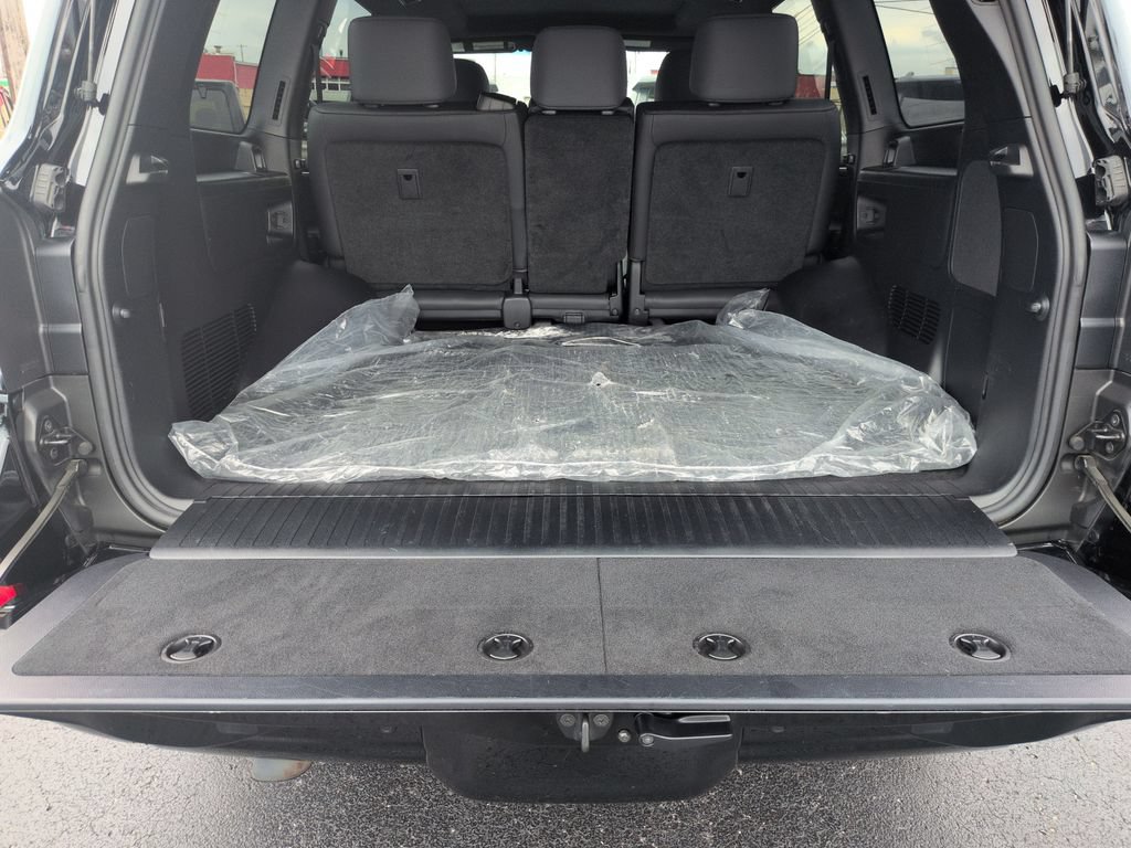 Certified 2020 Toyota Land Cruiser Heritage Edition AWD/4WD image 23