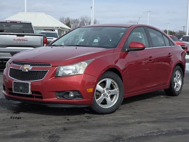 Used 2013 Chevrolet Cruze LT image 2