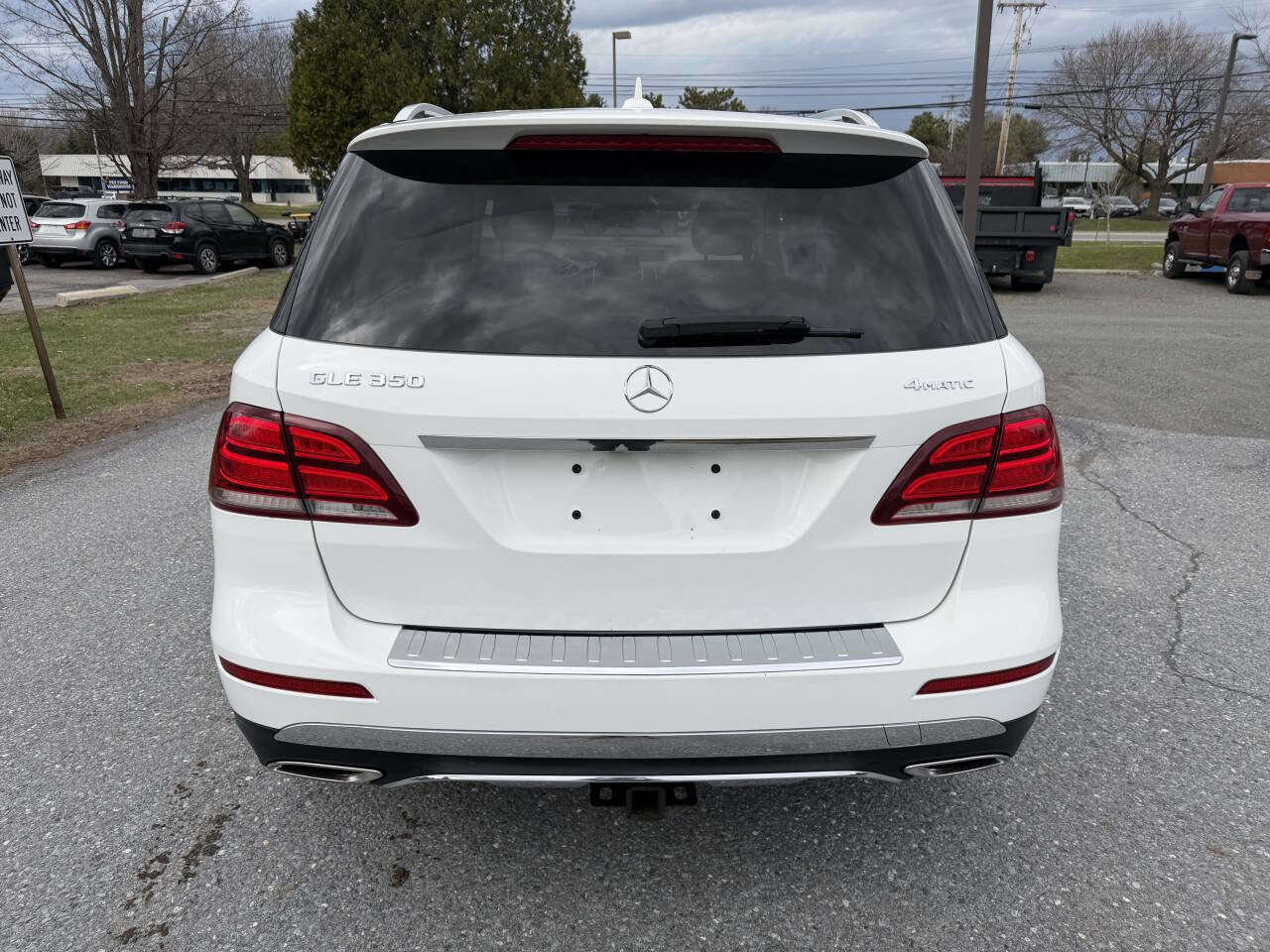 Used 2017 Mercedes-Benz GLE 350 4MATIC image 4