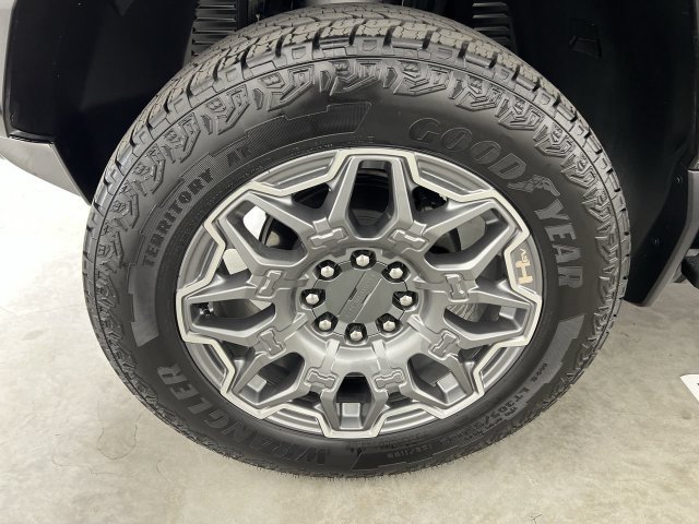 Used 2024 GMC Hummer EV 3X AWD/4WD image 34