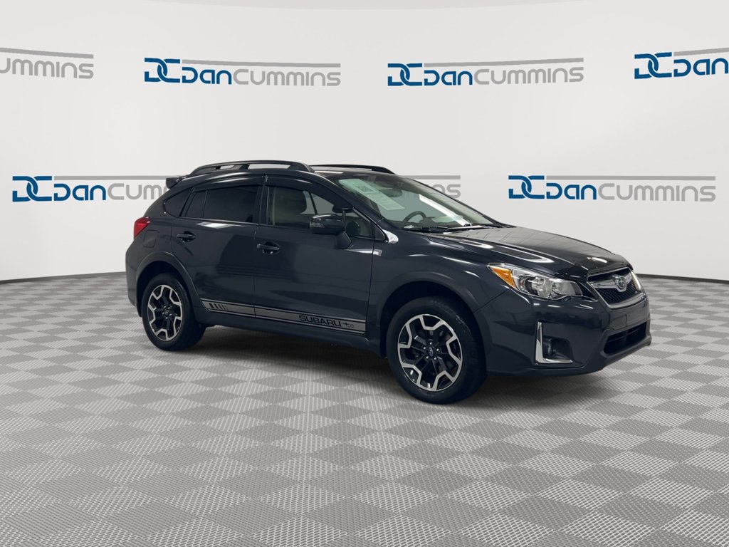Used 2017 Subaru Crosstrek 2.0i Limited AWD/4WD image 2