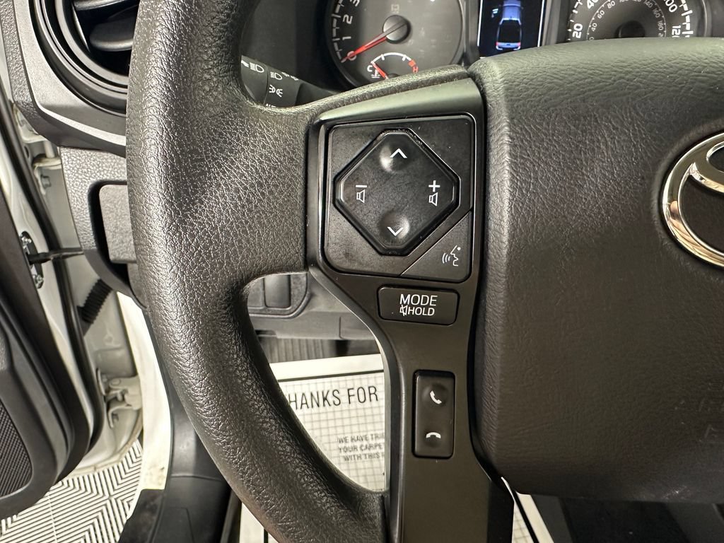 Used 2022 Toyota Tacoma SR AWD/4WD image 22