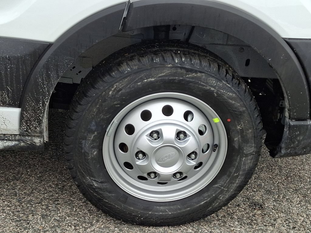 New 2026 Ford Transit 350 148 Medium Roof RWD image 5