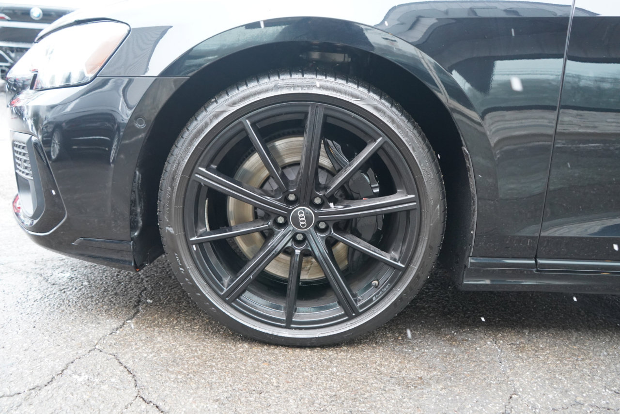 Used 2022 Audi S8 w/ S8 Comfort Plus Package image 73